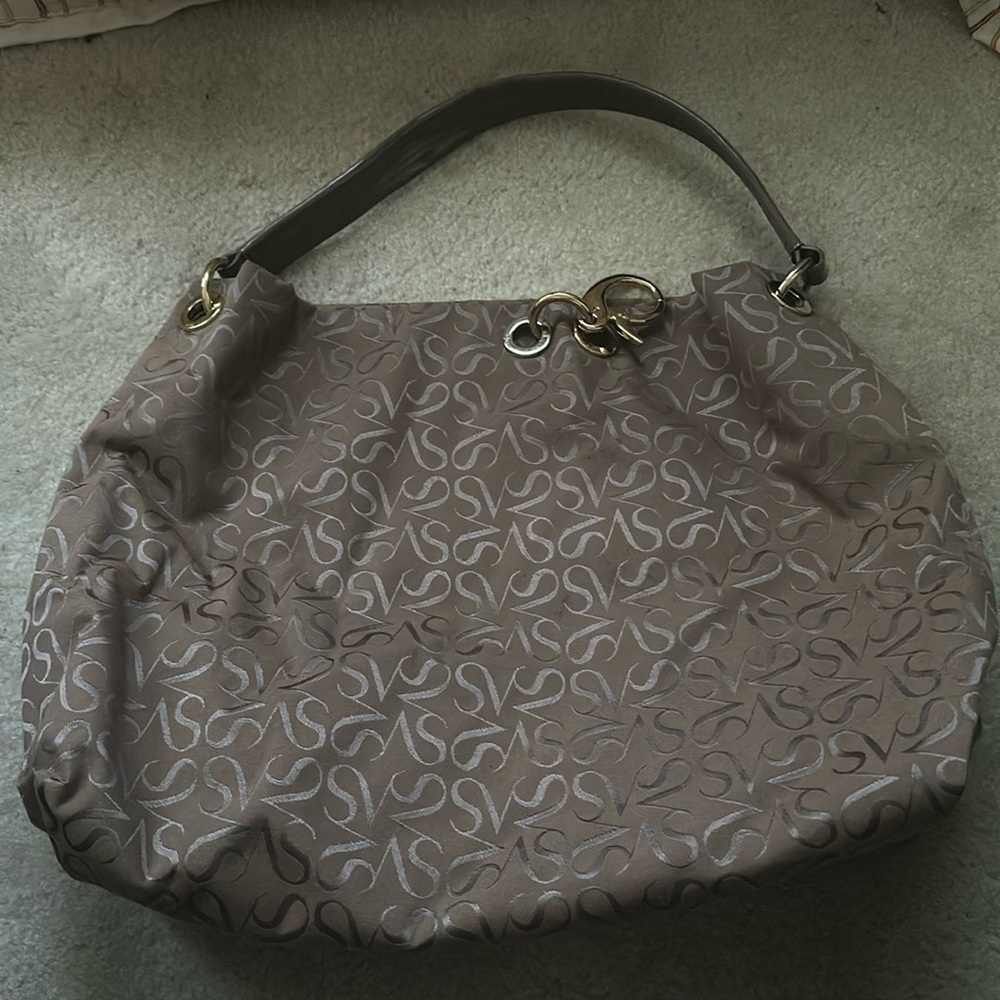 Vera Wang purse